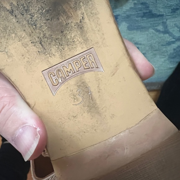 Camper Flats - SZ 37 (7 US) - Picture 2 of 2